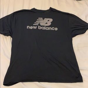 Men’s large New Balance T-shirt